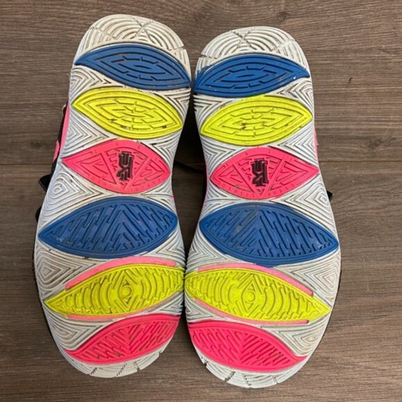 Nike Kyrie 5 Kids Basketball Shoes Just Do it 12C - Picture 5 of 8